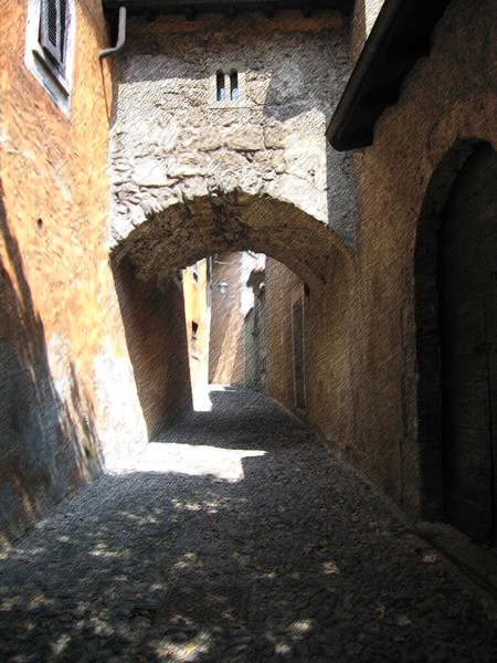 Cardona Alley