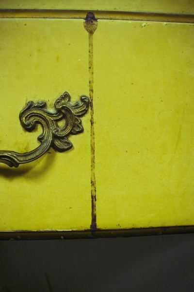 desk handle