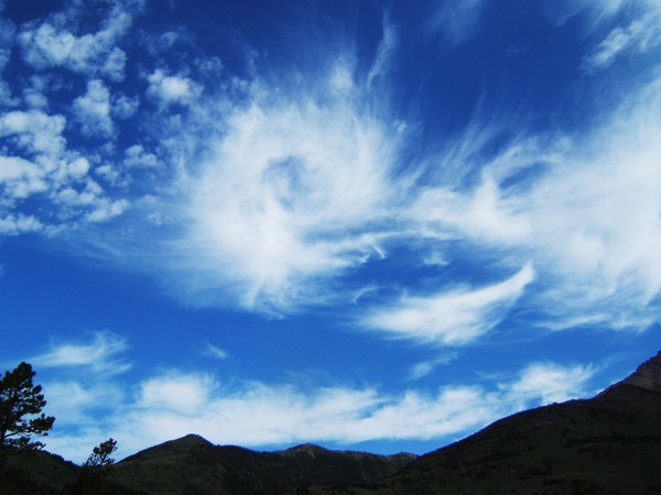 clouds over mountain