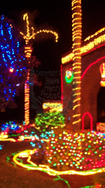 Night Photo Tarragonna Arch Christmas Lights