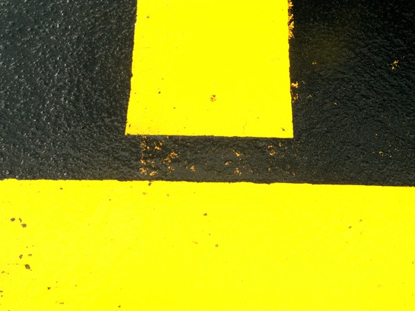 Yellow stripe landing