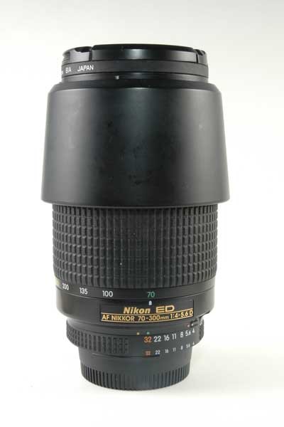 Nikon ED 70-300mm Lens