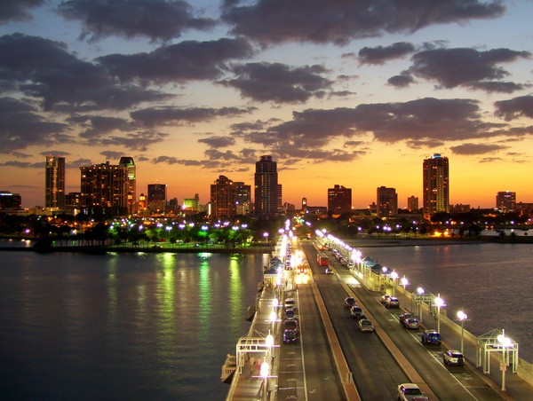 ST. PETERSBURG SKYLINE