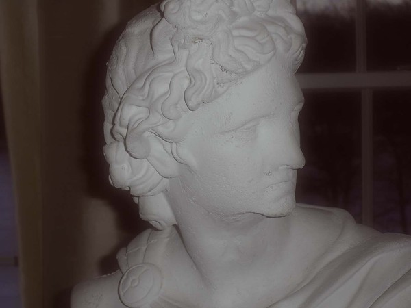 Statue