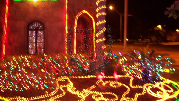 Night Photo Tarragonna Arch Christmas Lights