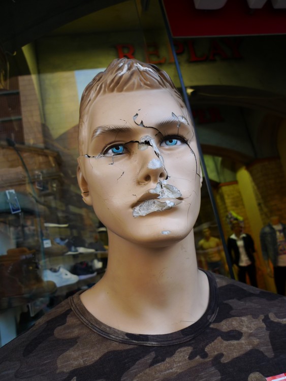 The Life Of The Mannequins - 16