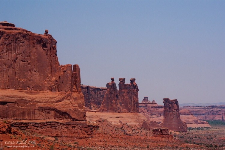 Three Gossips, Sheep Rock P8716