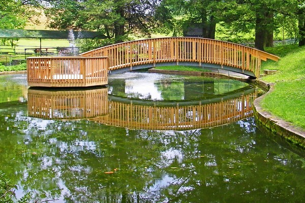 Bridge at Auburn Heigths