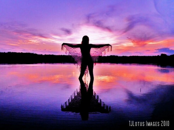 girl and the water (11)