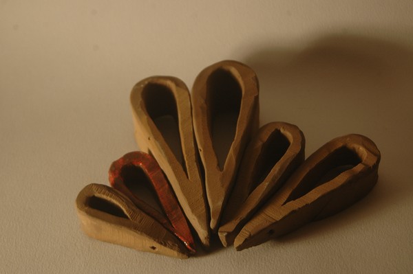 4 (81)