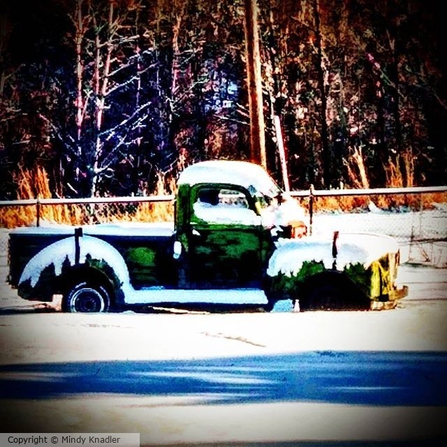truck snow vintage