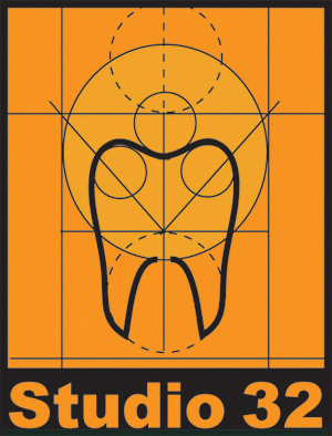 Studio 32 logo
