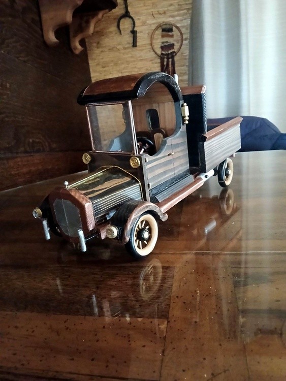 2025 RQ's Dump Truck 