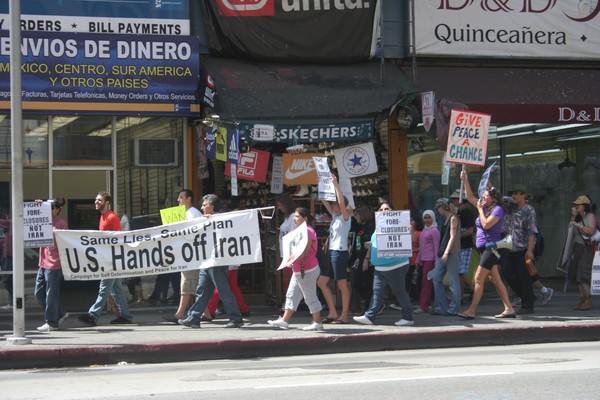 LA PROTESTERS