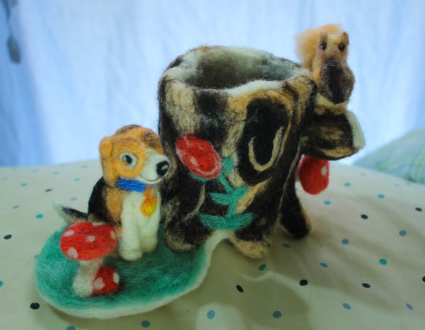 Beagle & Squirrel Needlefelted