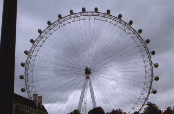 i know london skies are always gray