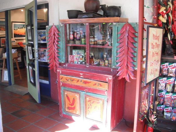 Chili cabinet