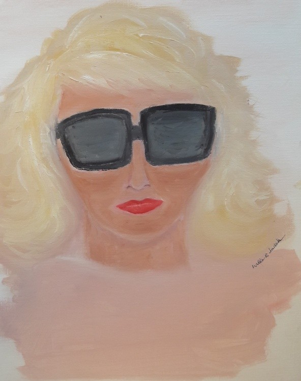 Incognito Blonde