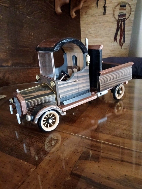 2025 RQ's Dump Truck