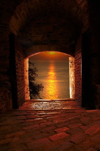 Byzantine door