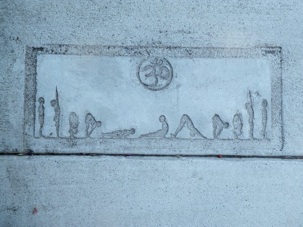 Salutations on Second Street
