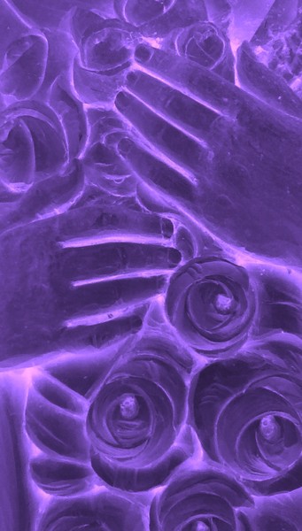 purple hands