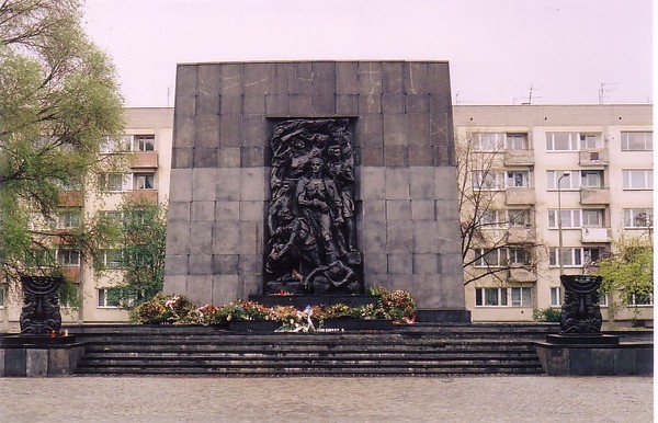 Monument to Warsaw Ghetto