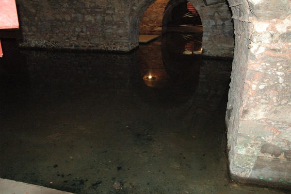 Slave canal!