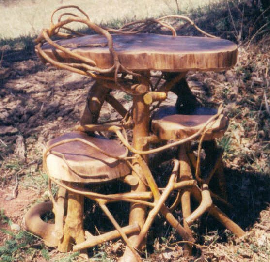 Primitive table