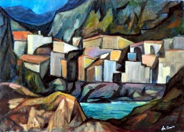 Between mountains and sea
