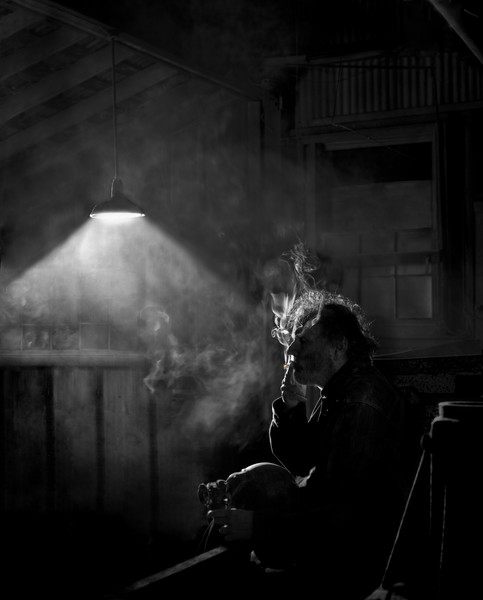 White Smoke Black 