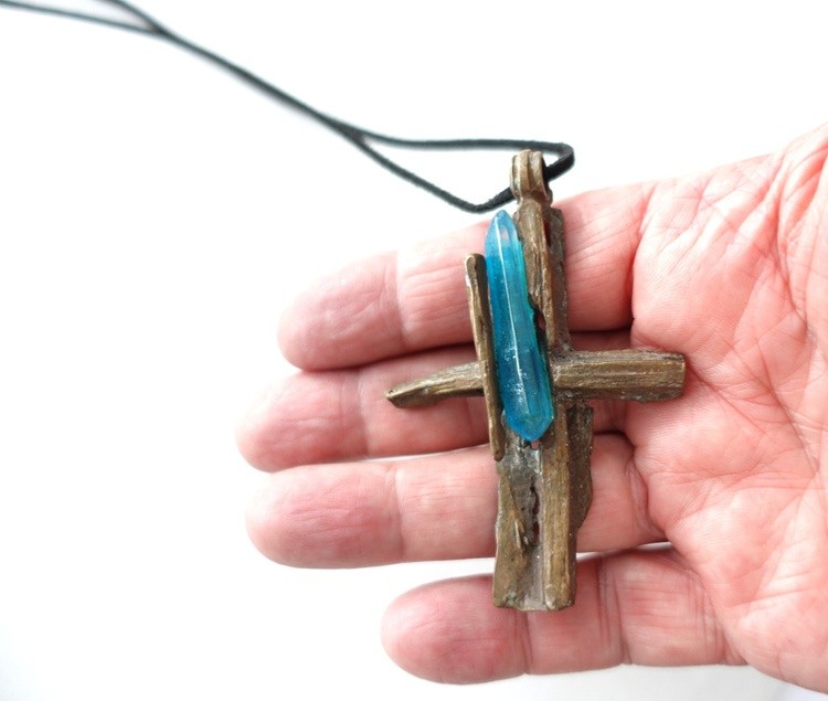 Power Rock Crystal Cross  Bronze by Mirek Gomolka Art Studio