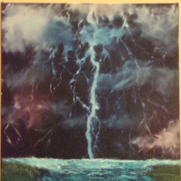 Lightning bolt