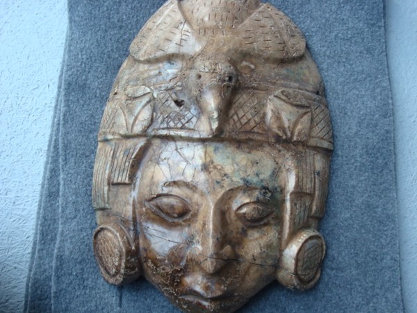 Pre-columbian mask