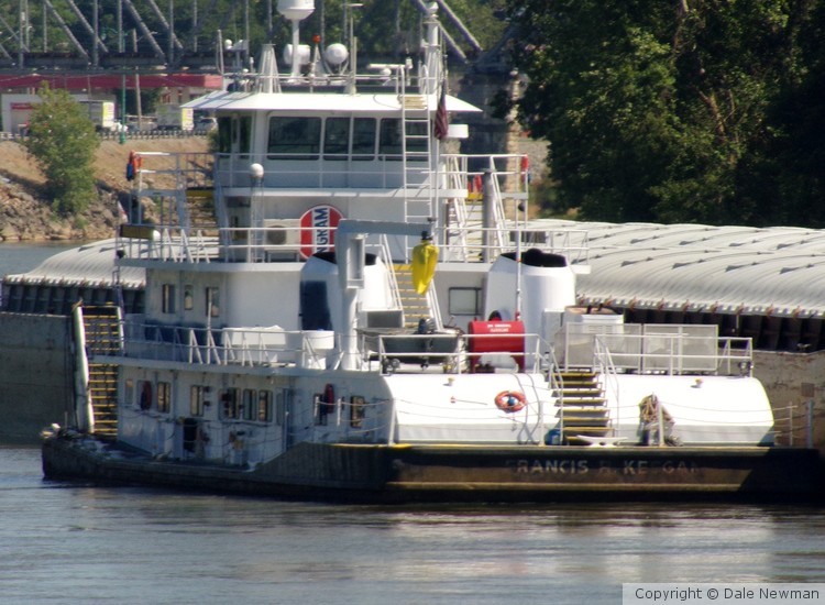 tug on the water 2