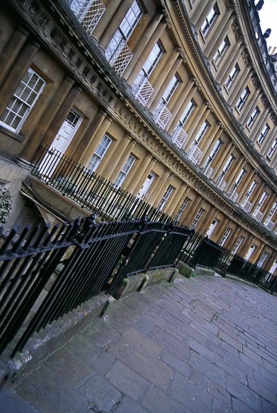 The_Circle_Bath_1