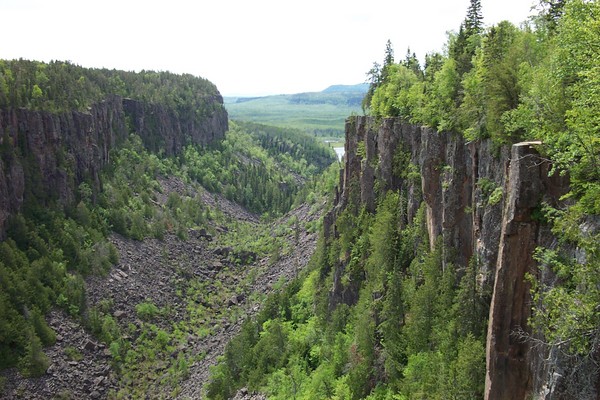 Ouimet Canyon