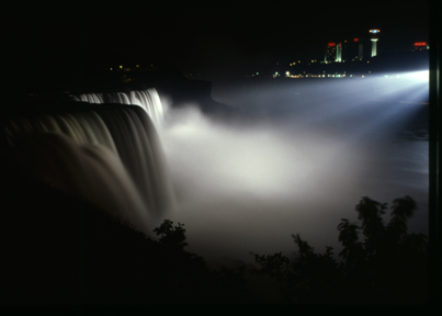 Niagra at night!