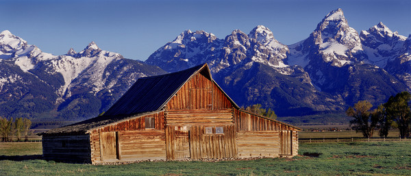 Moulton Barn