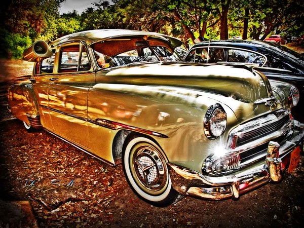 Champagne Chevy
