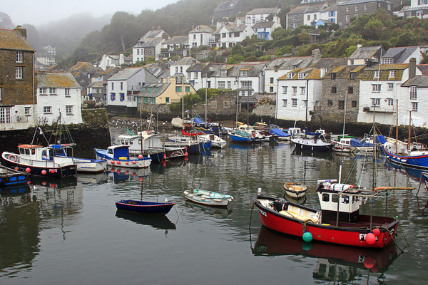Polperro_Harbour_1