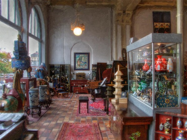 Antique Shop