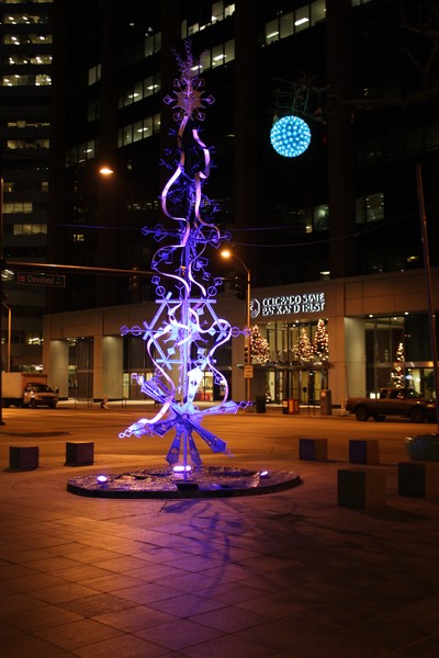 WONERFUL CHRITMASTREE