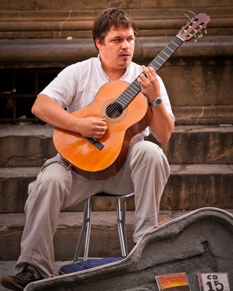 Street Guitar