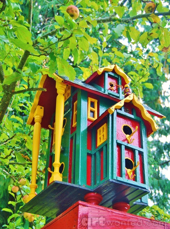 Vintage ideals's birdhouse