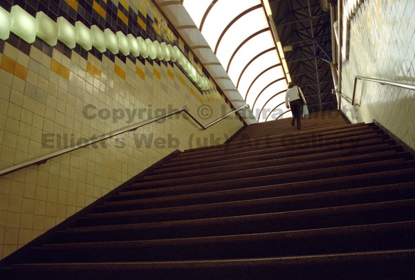 Lisbon on The Move: Number 5 (2004)