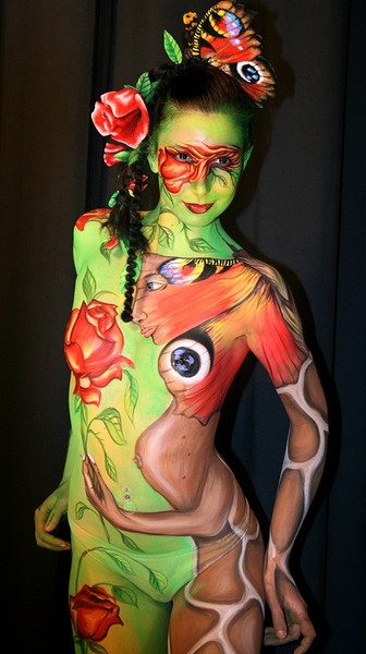 Bodypainting Giraffe Maskerade 2010