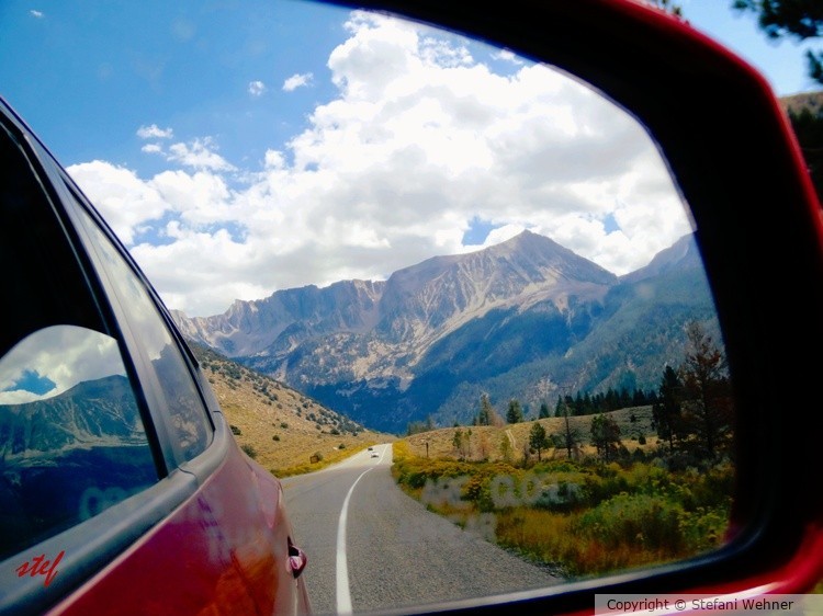 have a look back to the Yosemite-Mountains