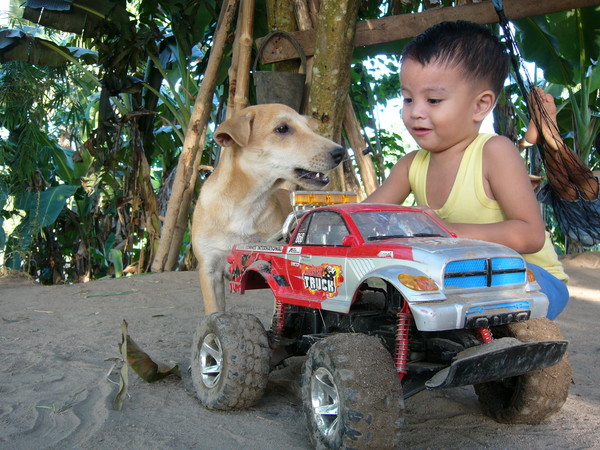 Din-Din, Pandak and Dirtmobile!