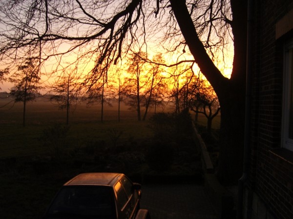 Burning horizon